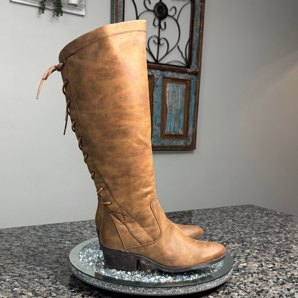 BareTraps Tan tall Boots NEW 6